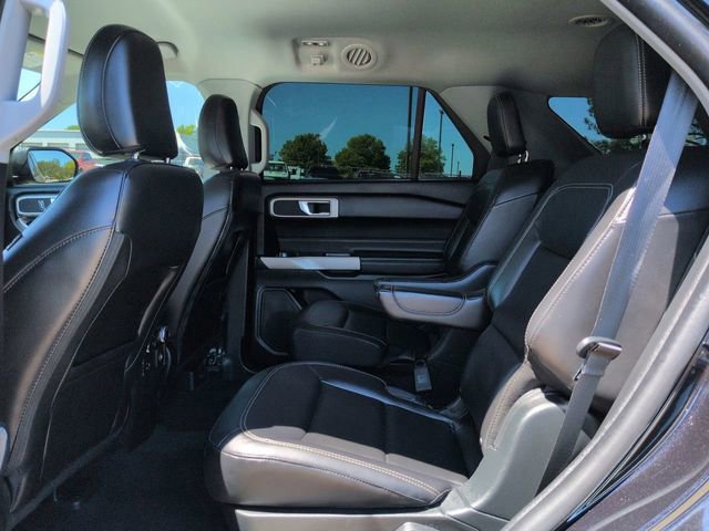 Certified 2023 Ford Explorer XLT w/ Equipment Group 202A AWD/4WD image 17