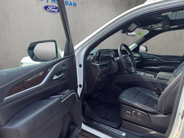 Used 2022 Cadillac Escalade Sport Platinum AWD/4WD image 36