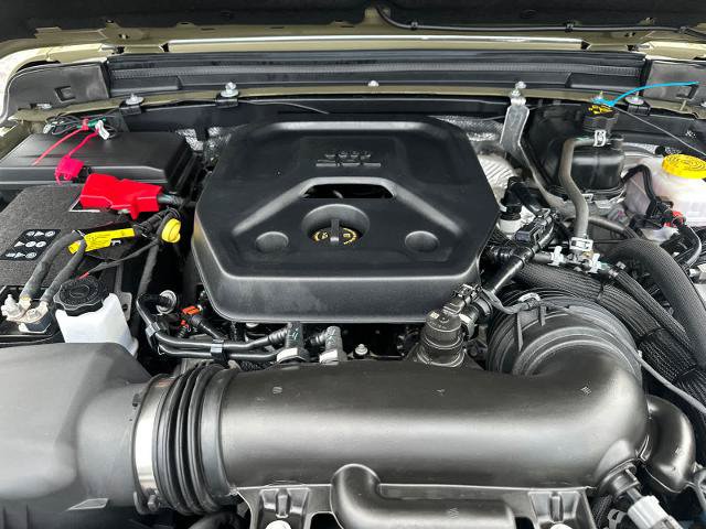 Used 2025 Jeep Wrangler Unlimited Sport AWD/4WD image 33