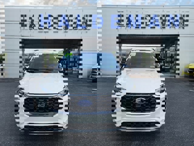 Certified 2024 Ford Escape ST-Line w/ Tech Pack #1 image 8