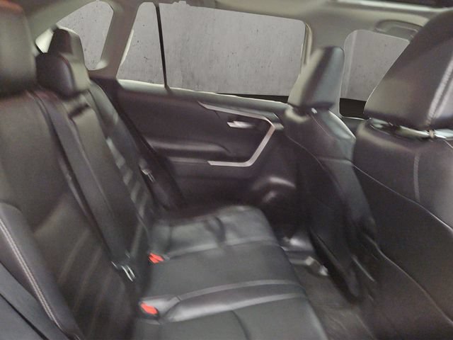 Used 2021 Toyota RAV4 XLE Premium AWD/4WD image 20