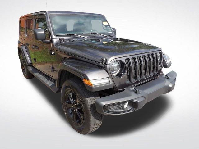 Used 2022 Jeep Wrangler Unlimited Sahara AWD/4WD image 2