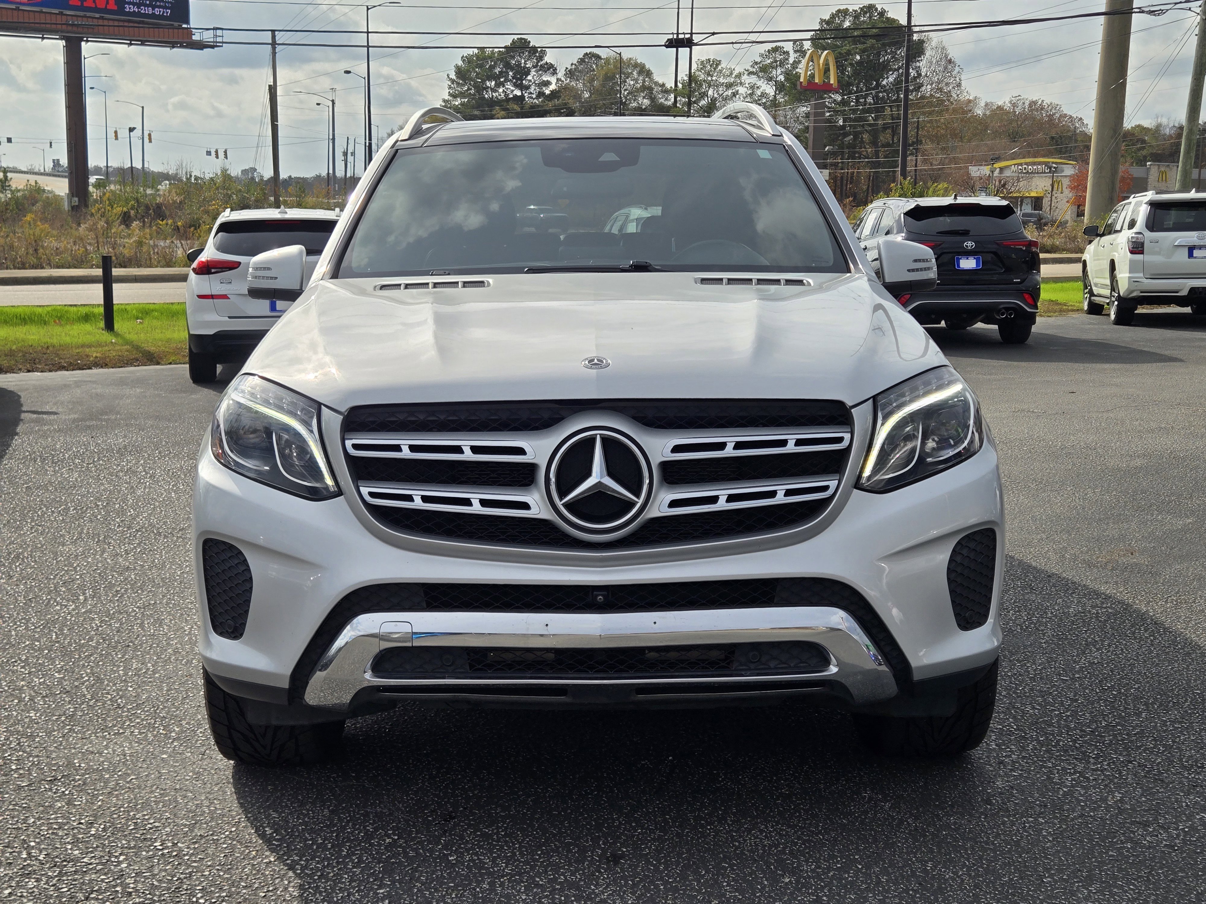 Used 2019 Mercedes-Benz GLS 450 4MATIC w/ Premium 1 Package image 3