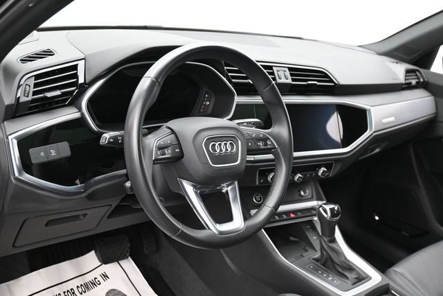 Used 2023 Audi Q3 2.0T Premium Plus AWD/4WD image 17