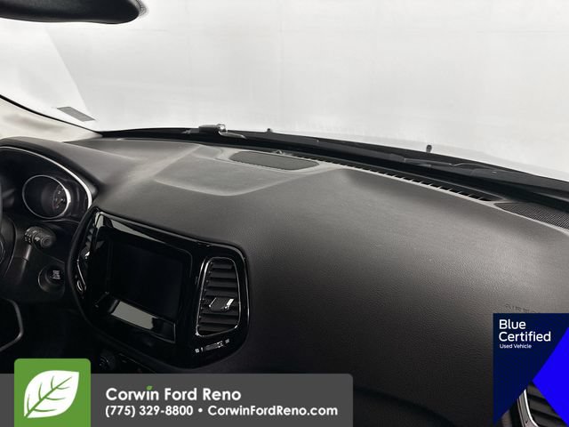 Used 2019 Jeep Compass Latitude AWD/4WD image 30
