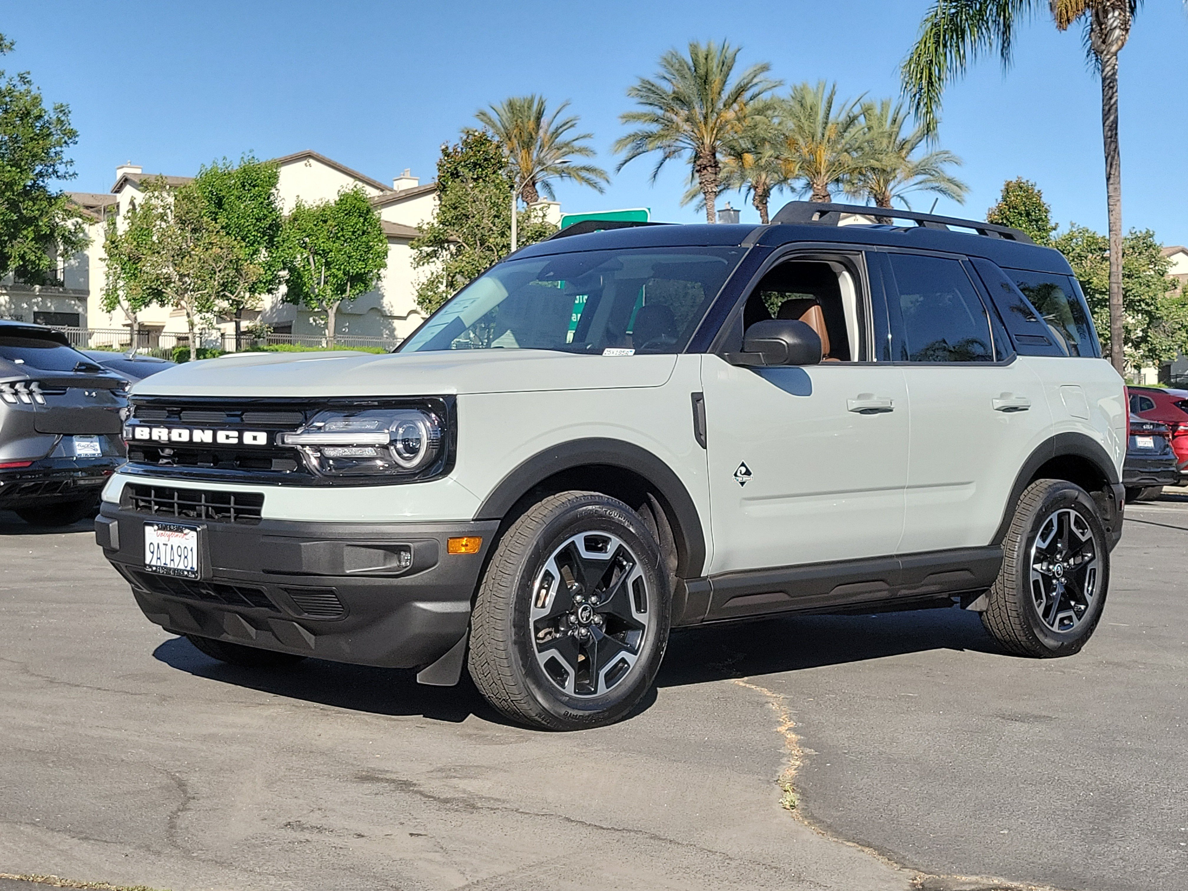 Certified 2022 Ford Bronco Sport Outer Banks AWD/4WD image 16