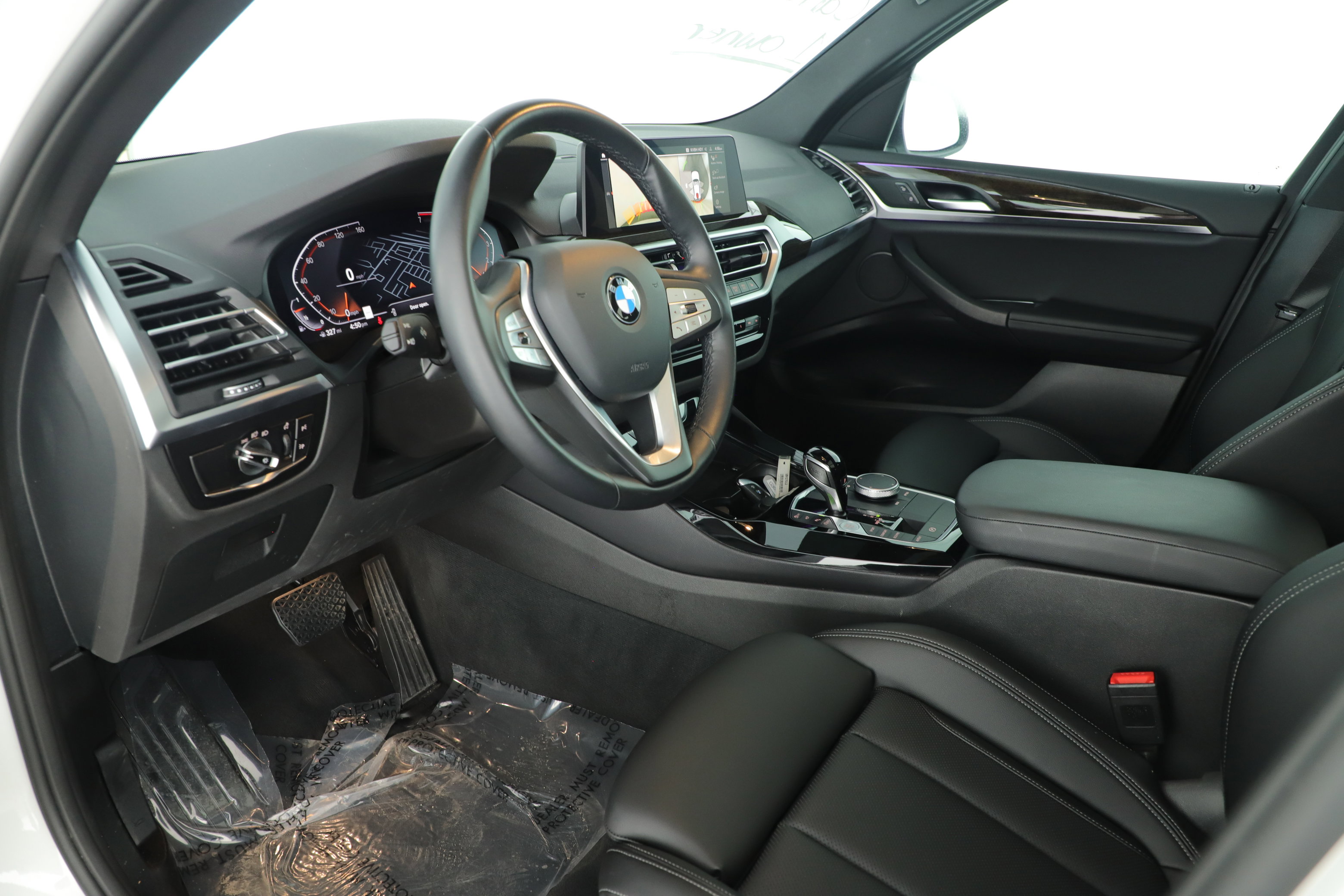 Used 2024 BMW X3 sDrive30i w/ Convenience Package RWD image 9