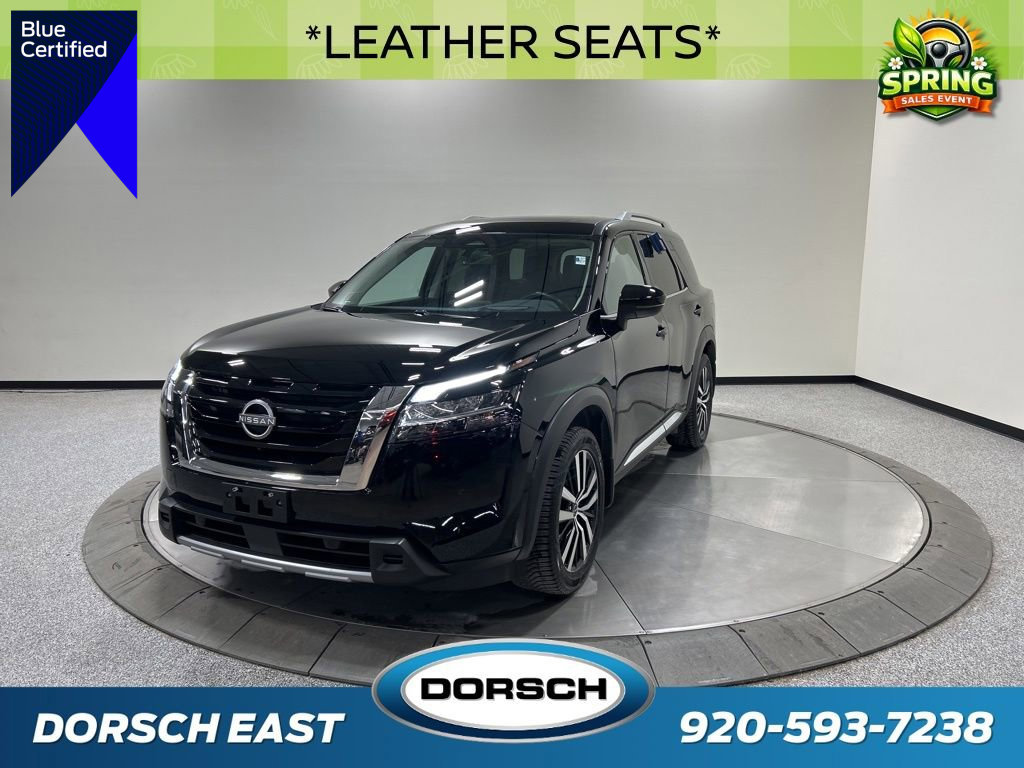 Used 2024 Nissan Pathfinder Platinum image 1
