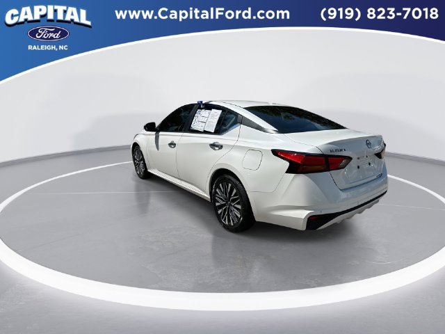Used 2024 Nissan Altima 2.5 SV FWD image 6