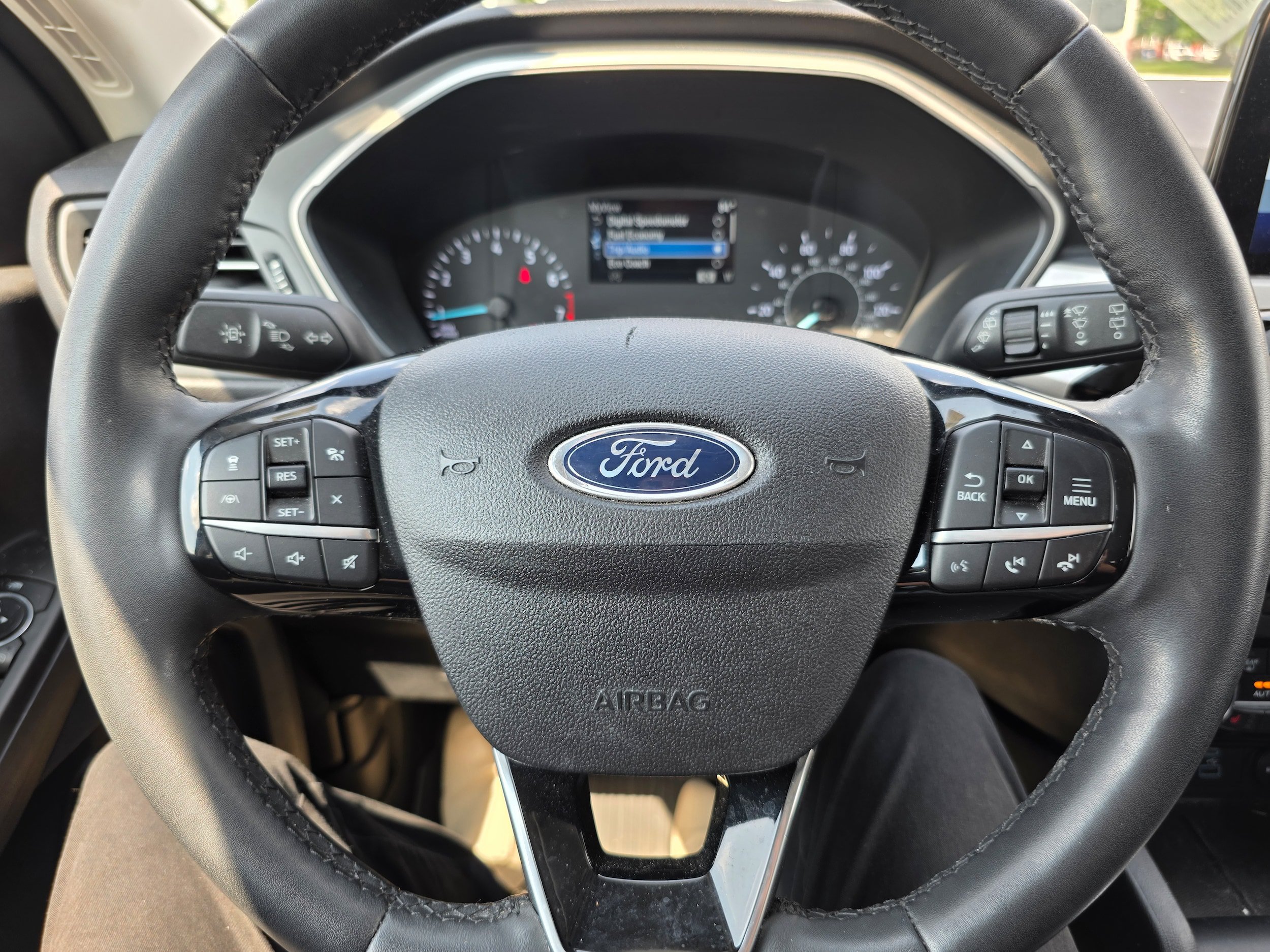 Certified 2022 Ford Escape SEL AWD/4WD image 13