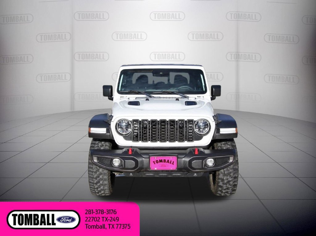 Used 2024 Jeep Gladiator Rubicon AWD/4WD image 2