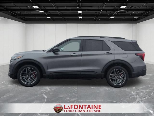 Certified 2025 Ford Explorer ST-Line w/ ST-Line Street Pack image 6