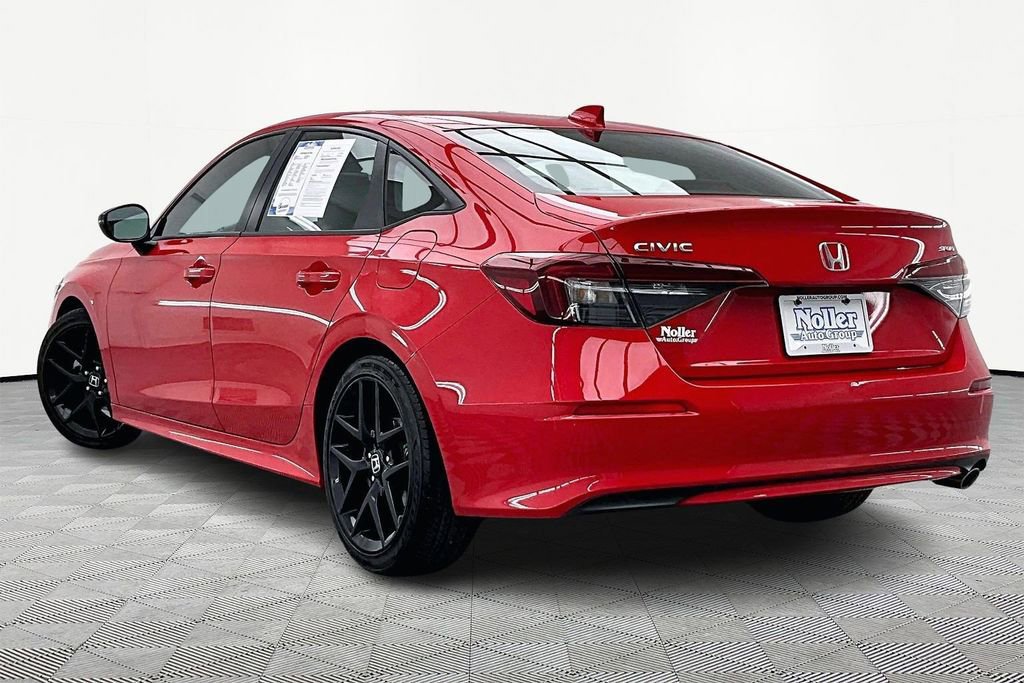 Used 2025 Honda Civic Sport image 2