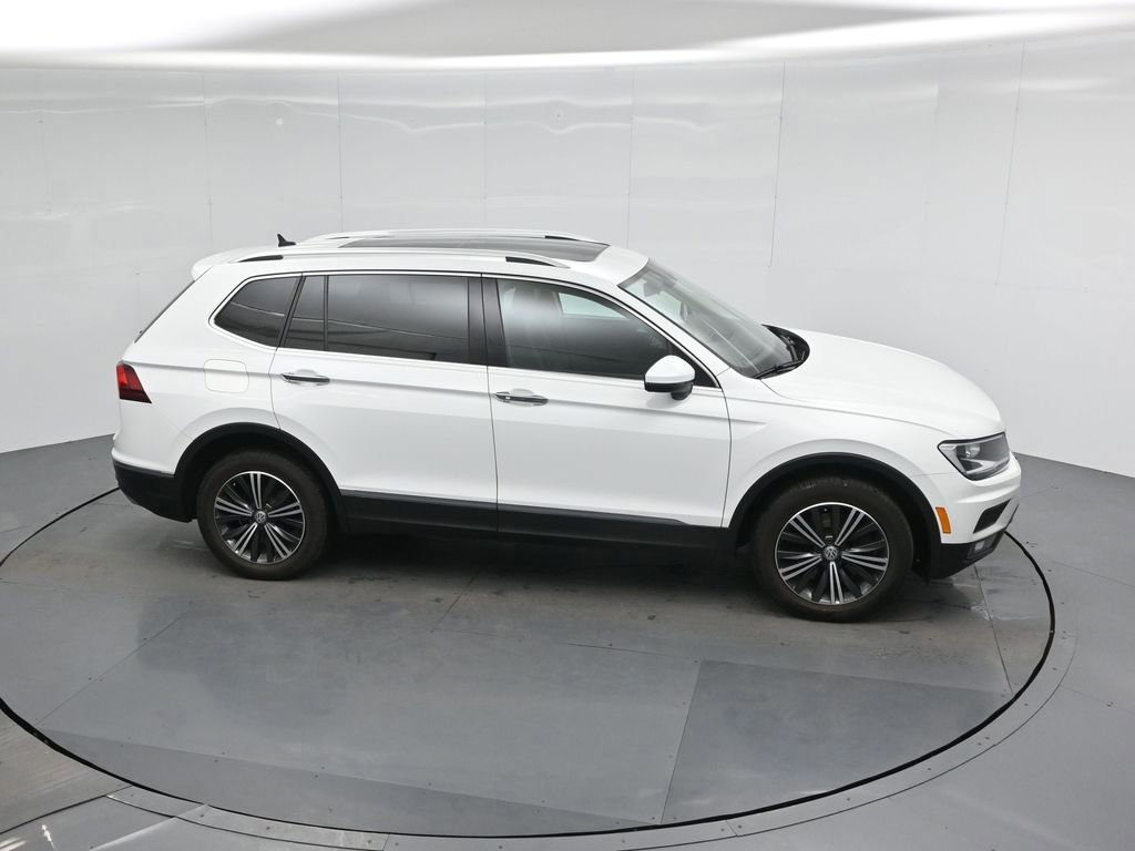 Used 2018 Volkswagen Tiguan SEL w/ 3rd Row Seat Package image 9