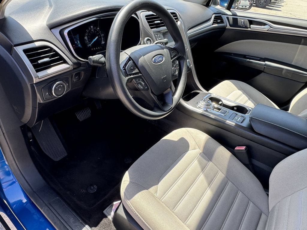 Certified 2018 Ford Fusion S FWD image 16