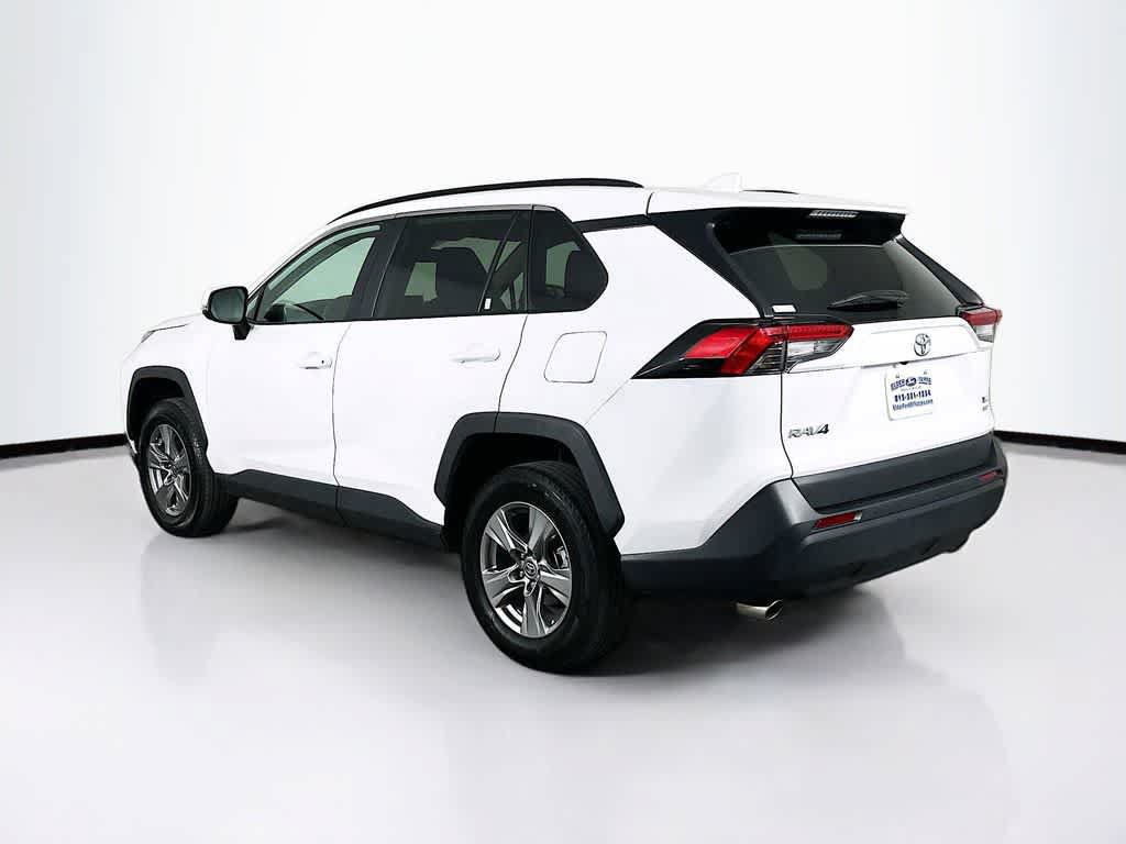 Used 2025 Toyota RAV4 XLE AWD/4WD image 4