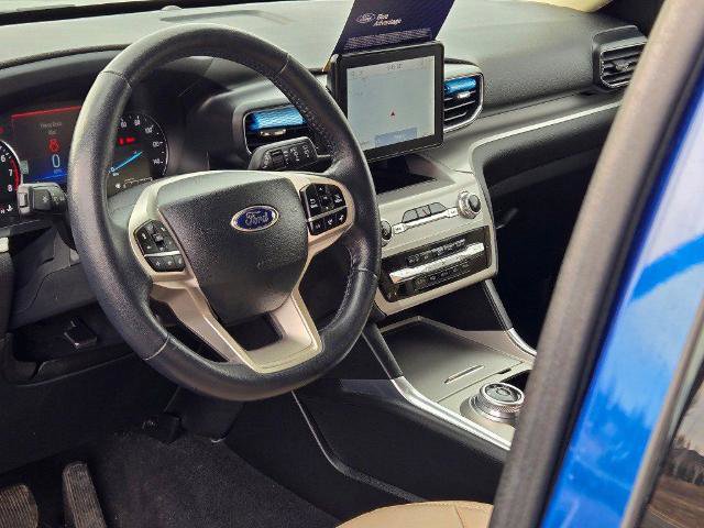 Certified 2023 Ford Explorer XLT w/ Equipment Group 202A image 27