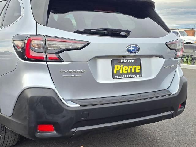 Used 2025 Subaru Outback Premium image 7