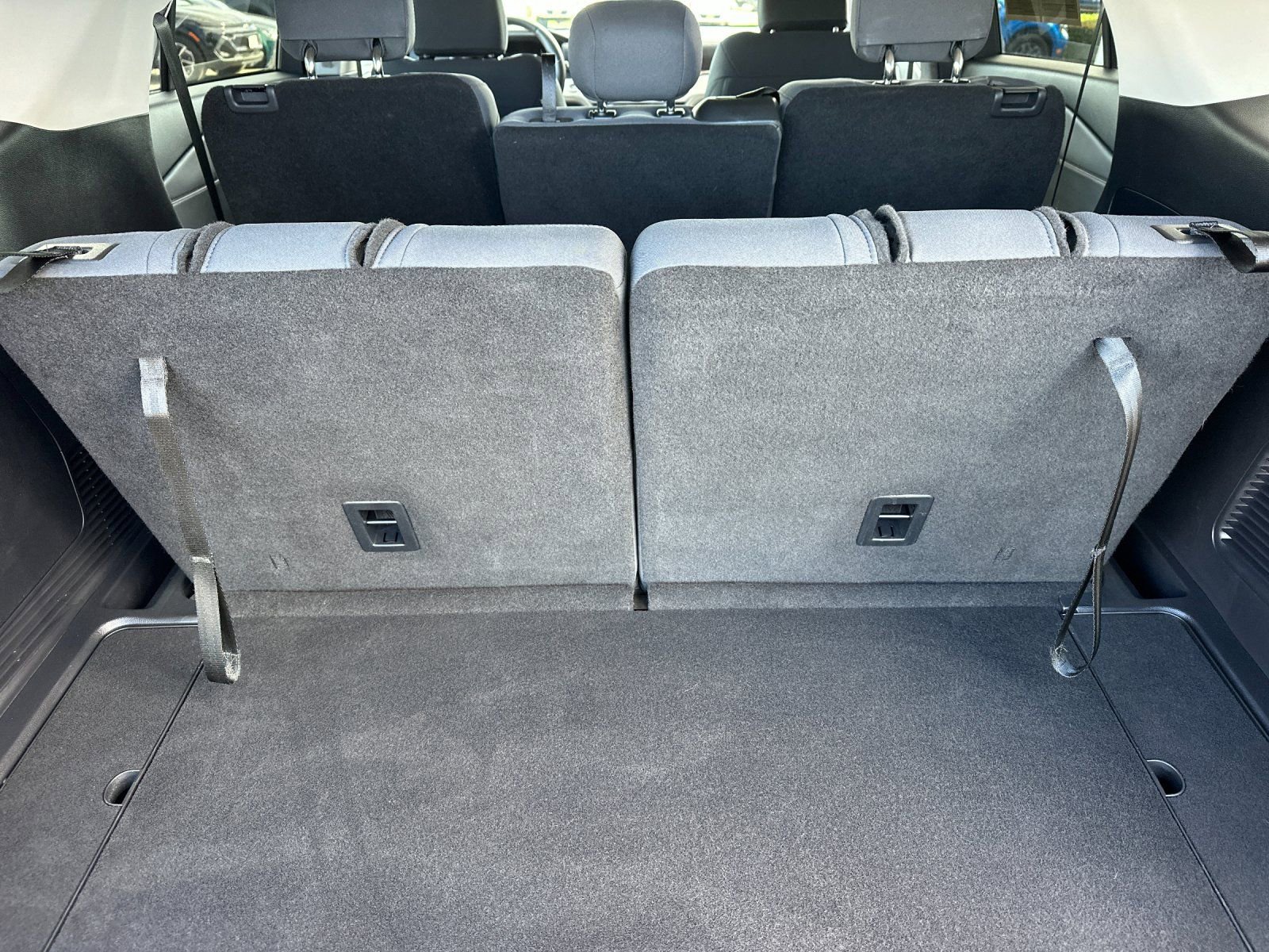 Certified 2025 Ford Explorer Active RWD image 15