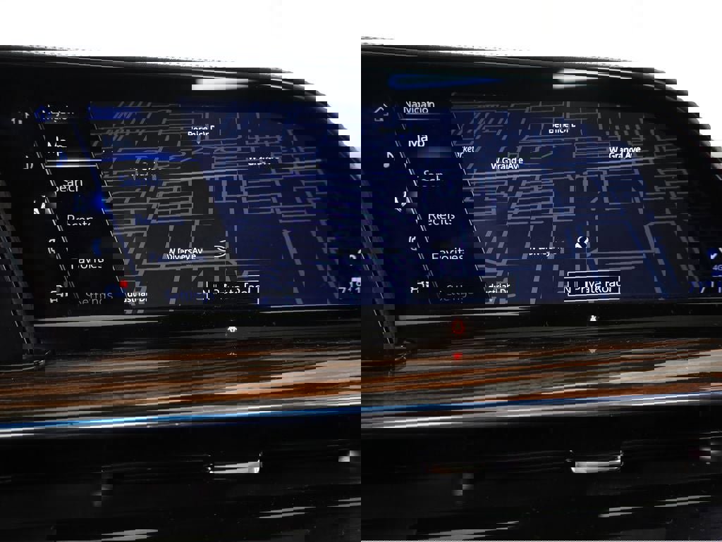 Used 2023 Cadillac Escalade Premium Luxury image 34