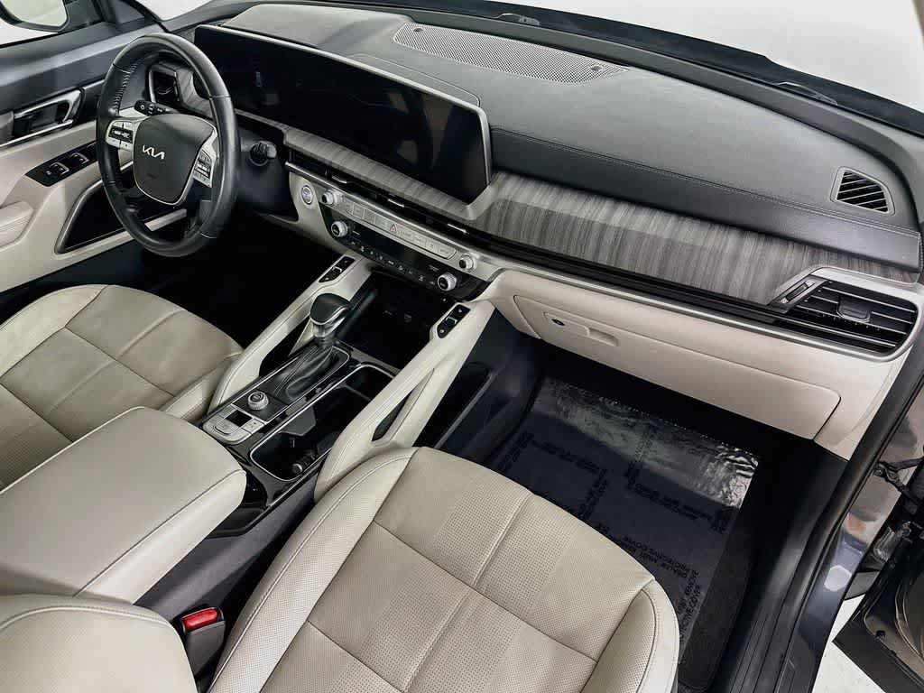 Used 2024 Kia Telluride EX w/ EX Captain's Chair Package FWD image 35
