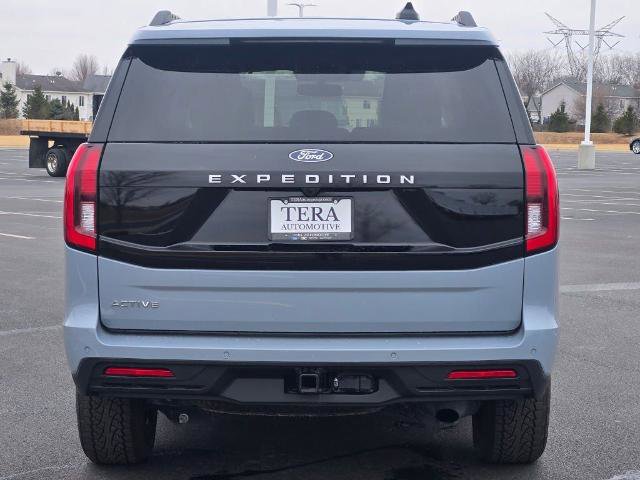 Certified 2025 Ford Expedition Active AWD/4WD image 16