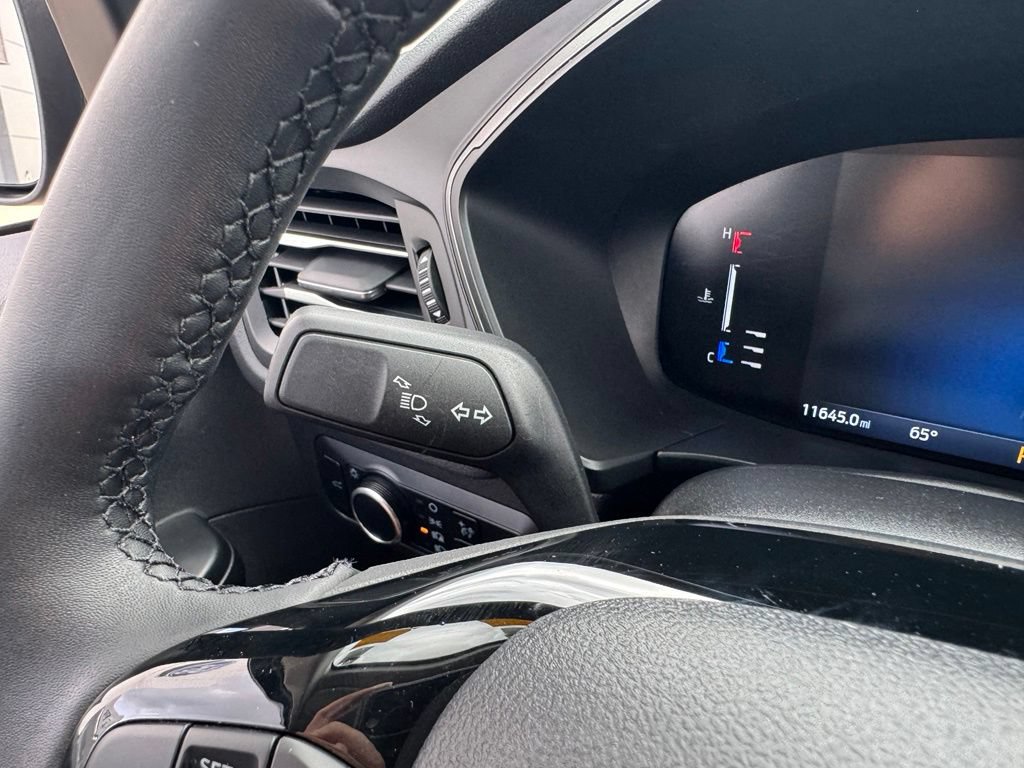 Certified 2024 Ford Escape Active AWD/4WD image 30