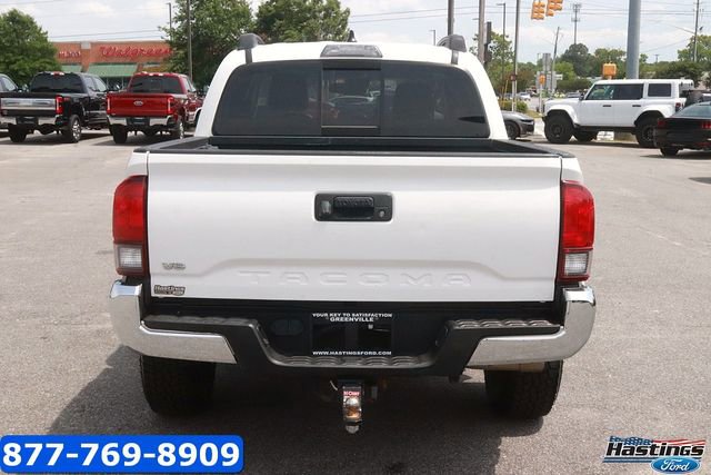 Used 2020 Toyota Tacoma SR5 AWD/4WD image 6