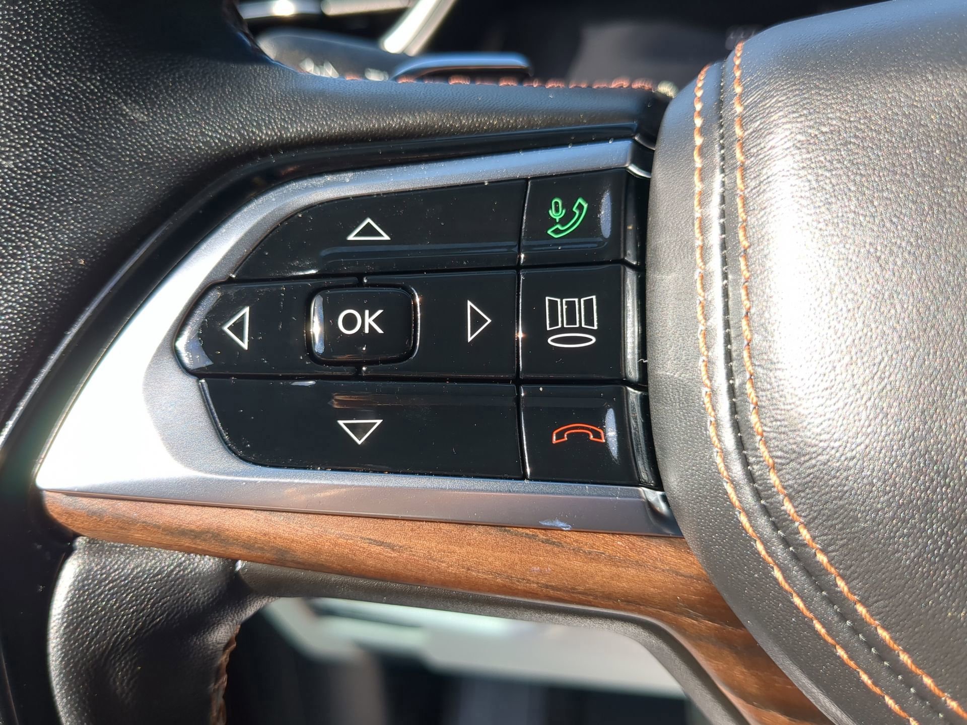 Used 2022 Jeep Grand Cherokee L Summit w/ Advanced Protech Group IV image 60