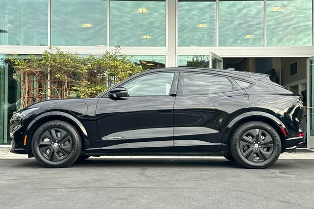 Certified 2023 Ford Mustang Mach-E California Route 1 AWD/4WD image 7