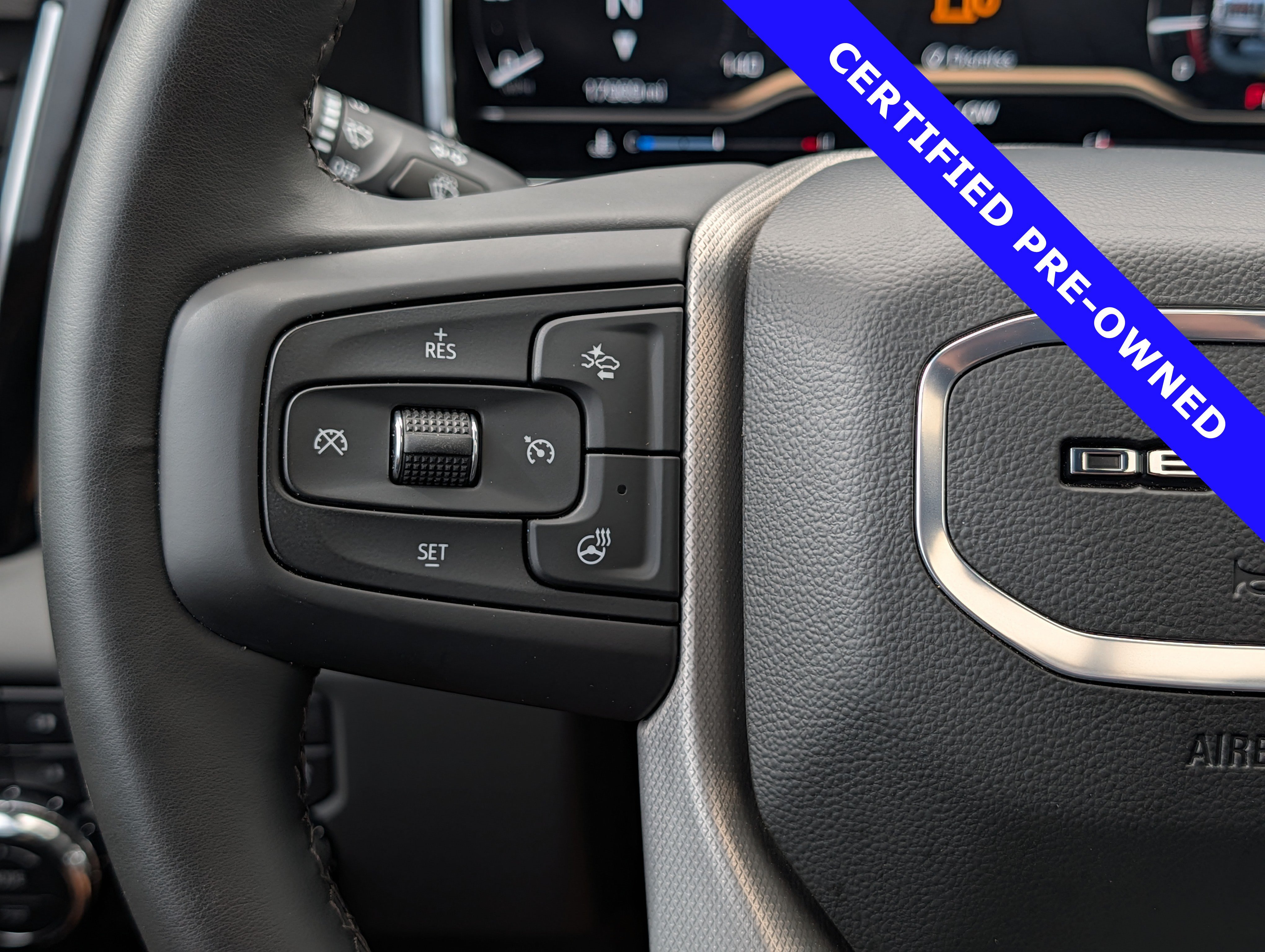 Used 2025 GMC Sierra 3500 Denali w/ Denali Reserve Package AWD/4WD image 29