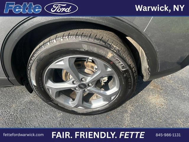 Certified 2026 Ford Escape ST-Line AWD/4WD image 12