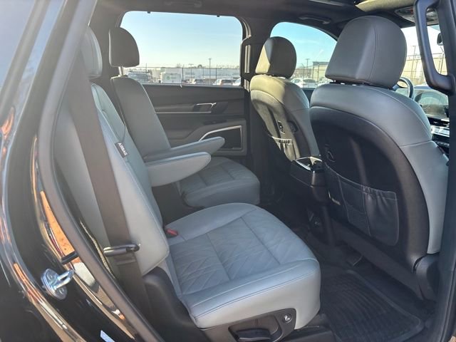Used 2023 Kia Telluride EX X-Line image 10