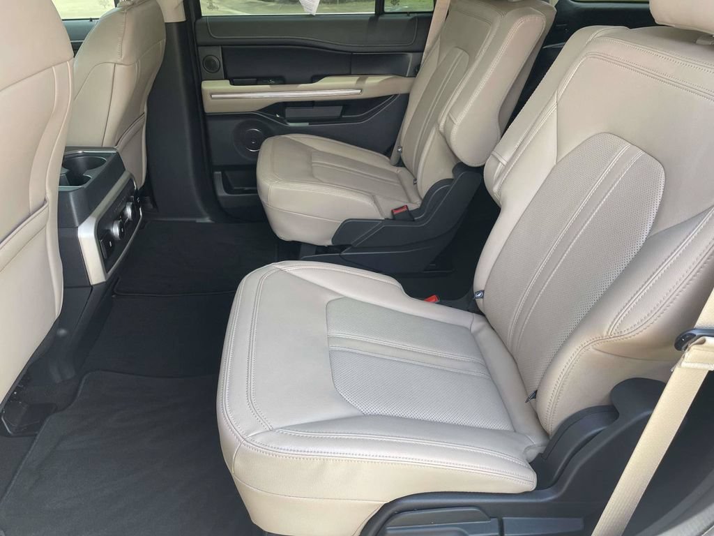 Certified 2024 Ford Expedition Limited RWD image 12
