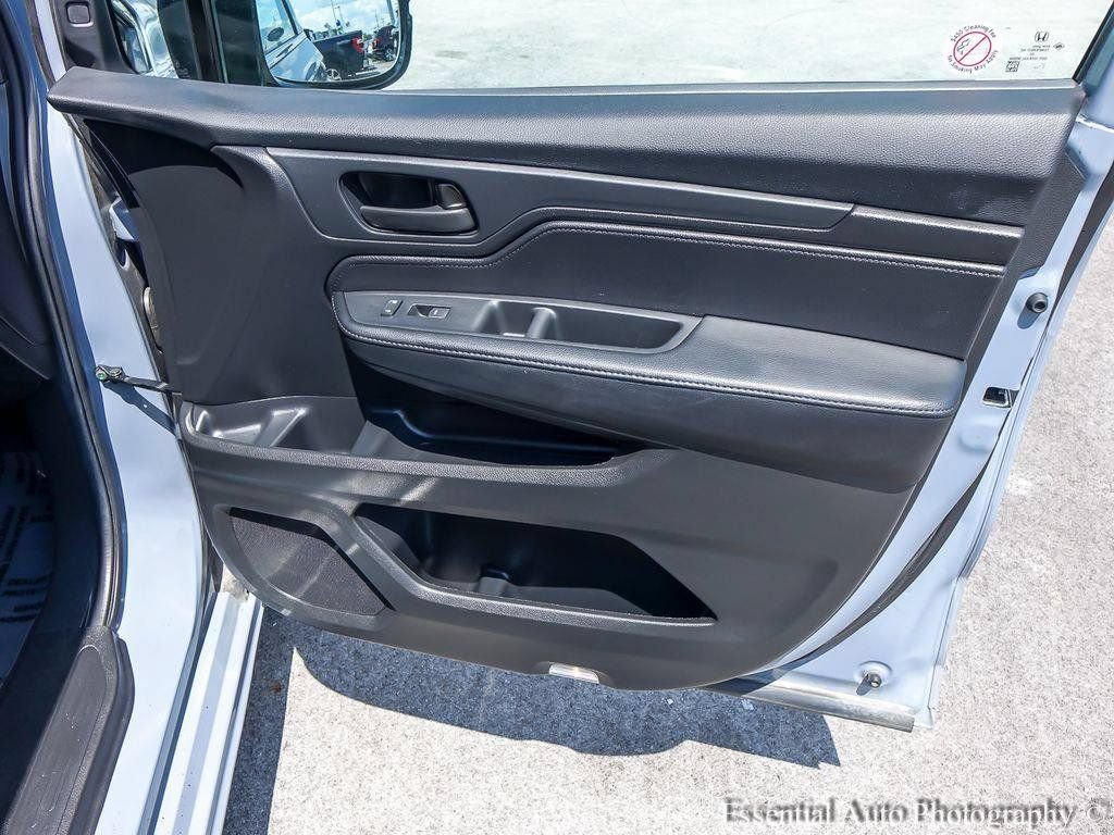 Used 2025 Honda Odyssey Sport-L image 23