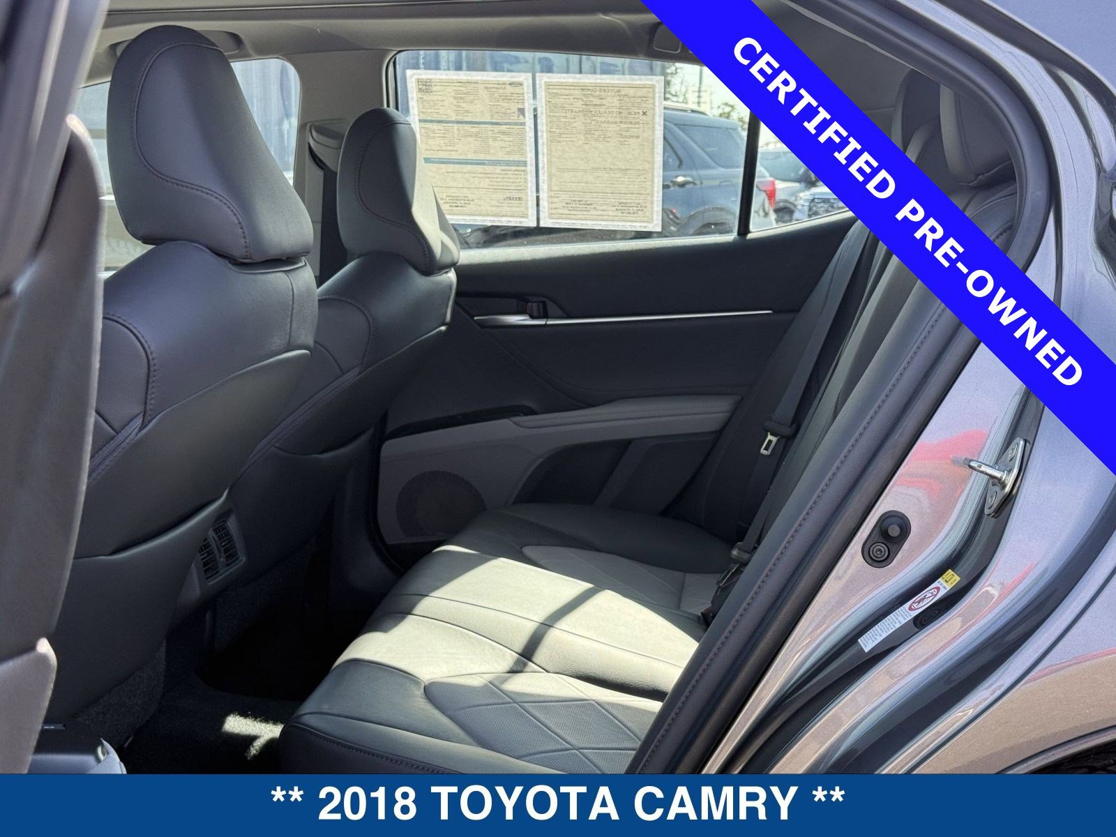 Used 2018 Toyota Camry XLE image 13