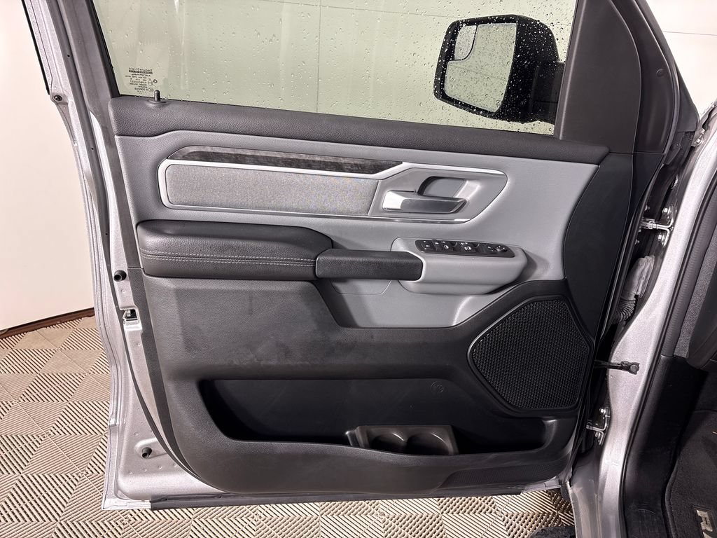 Used 2021 RAM 1500 Big Horn RWD image 16