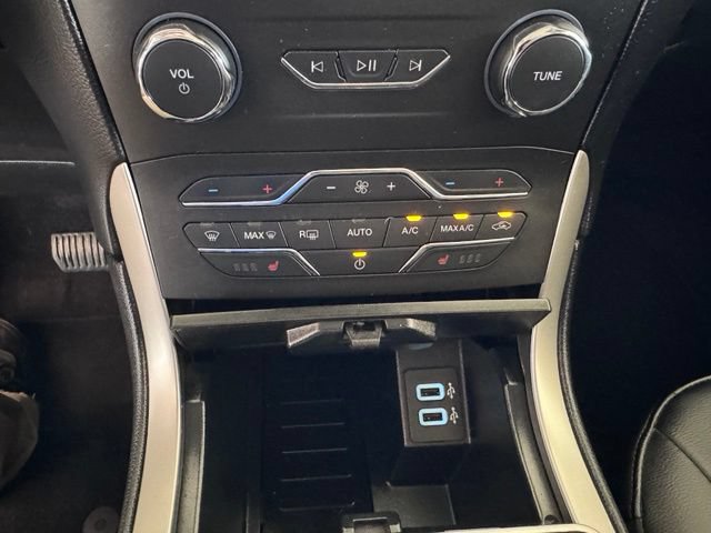 Certified 2019 Ford Edge SEL w/ Equipment Group 201A FWD image 21