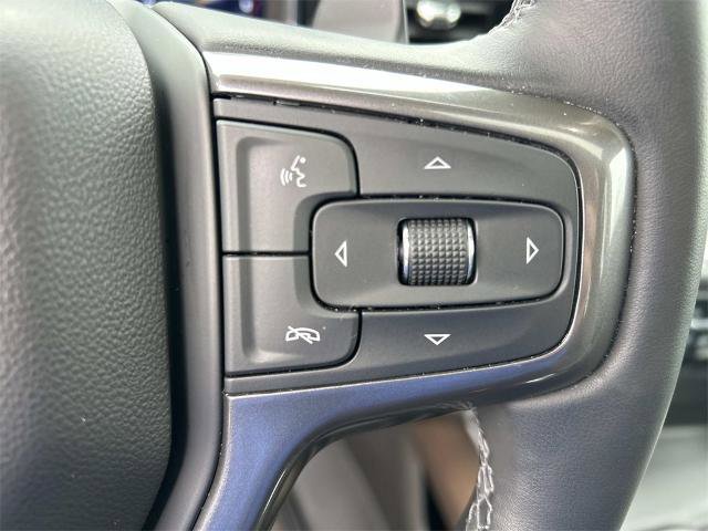 Used 2024 Chevrolet Silverado 1500 High Country w/ Technology Package image 29