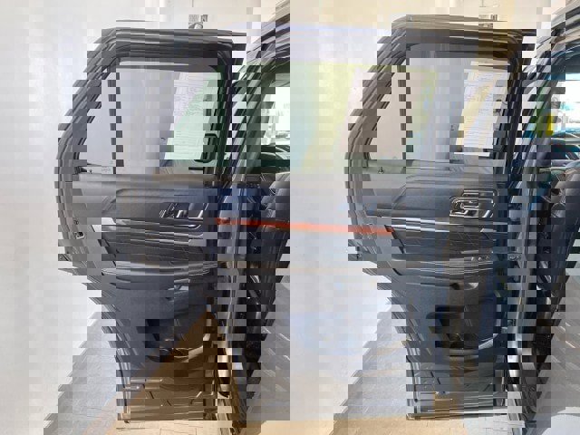 Certified 2019 Ford Explorer Platinum image 10