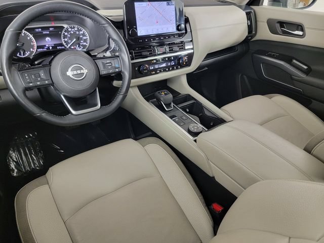 Used 2023 Nissan Pathfinder SL w/ SL Premium Package AWD/4WD image 31