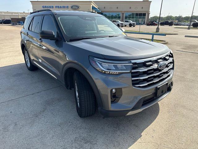 Certified 2025 Ford Explorer Active w/ Active Comfort Package RWD image 18