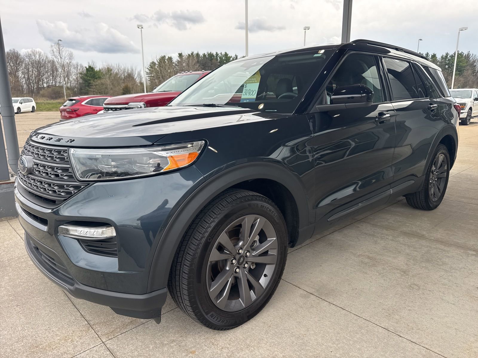 Certified 2023 Ford Explorer XLT w/ Equipment Group 202A image 10