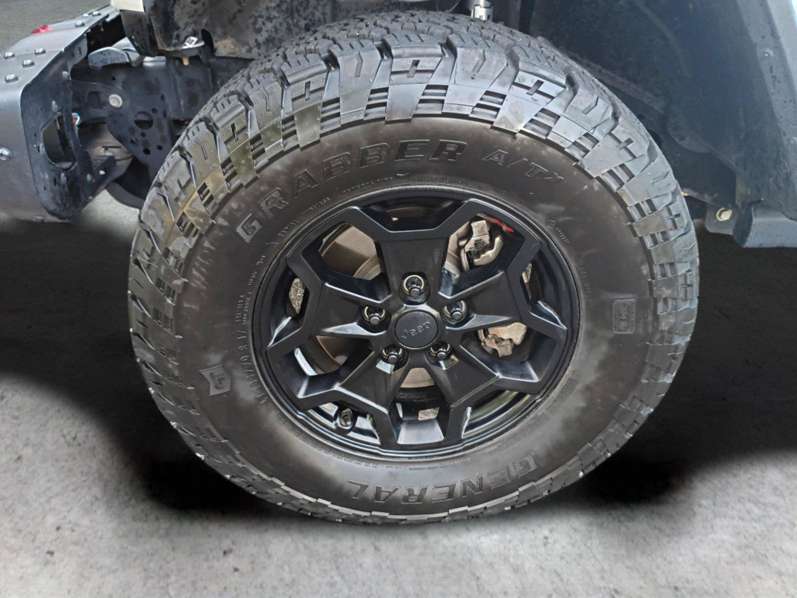 Used 2020 Jeep Gladiator Rubicon AWD/4WD image 23