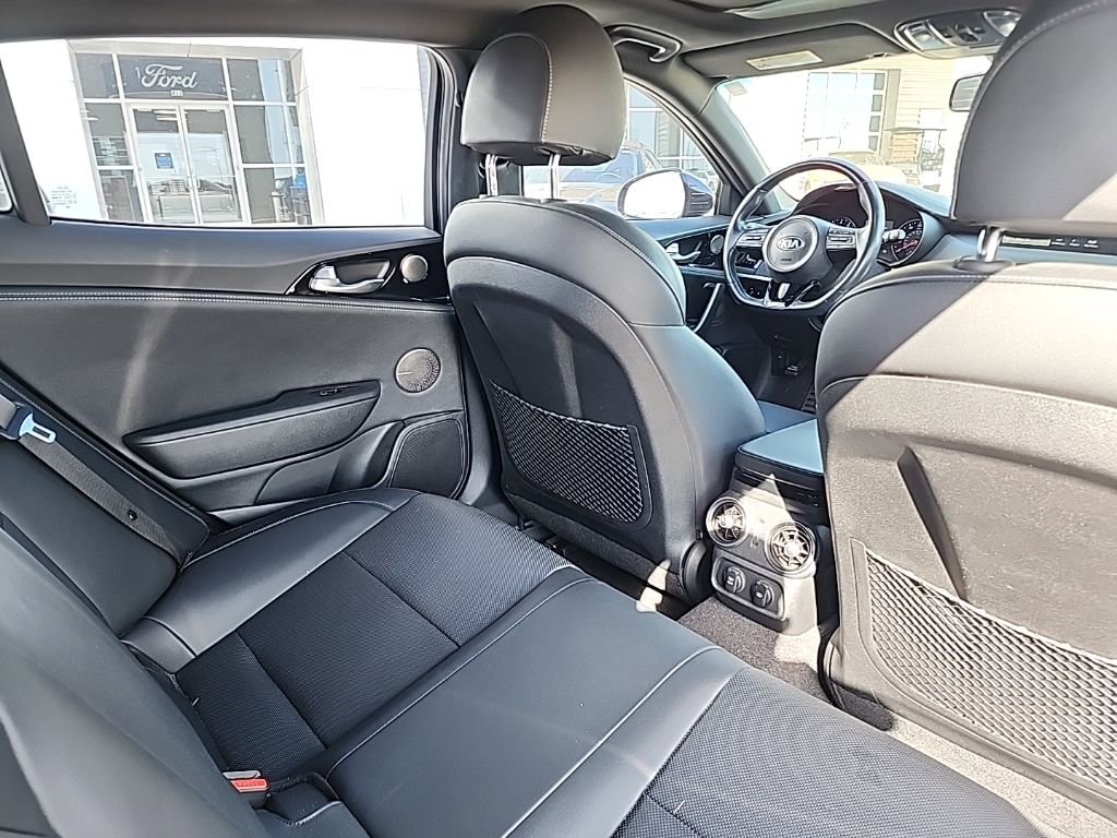 Used 2021 Kia Stinger GT-Line w/ Sun & Sound Package image 11