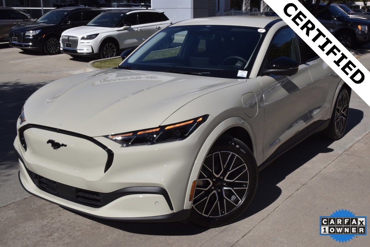 Certified 2025 Ford Mustang Mach-E Premium image 3