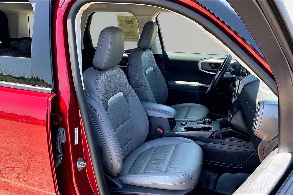 Certified 2025 Ford Bronco Sport Badlands AWD/4WD image 7