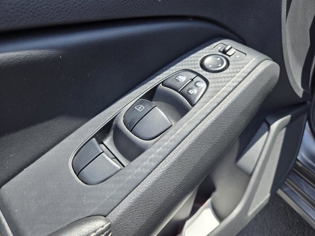 Used 2024 Nissan Altima 2.5 SV FWD image 18