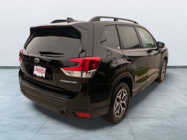 Used 2021 Subaru Forester Premium AWD/4WD image 7