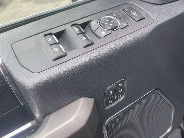 Certified 2022 Ford F350 Platinum w/ FX4 Off-Road Package image 13